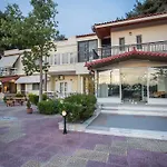 瓦西利奥斯马里诺斯旅馆 3* Corinth