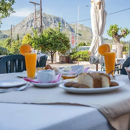 Vasilios Marinos 3* Corinth